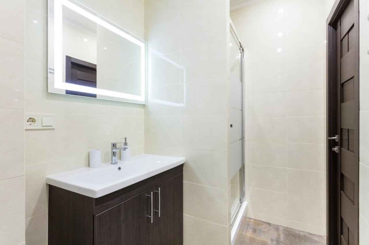 קייב Khreshchatyk - Independence Square Apartments מראה חיצוני תמונה
