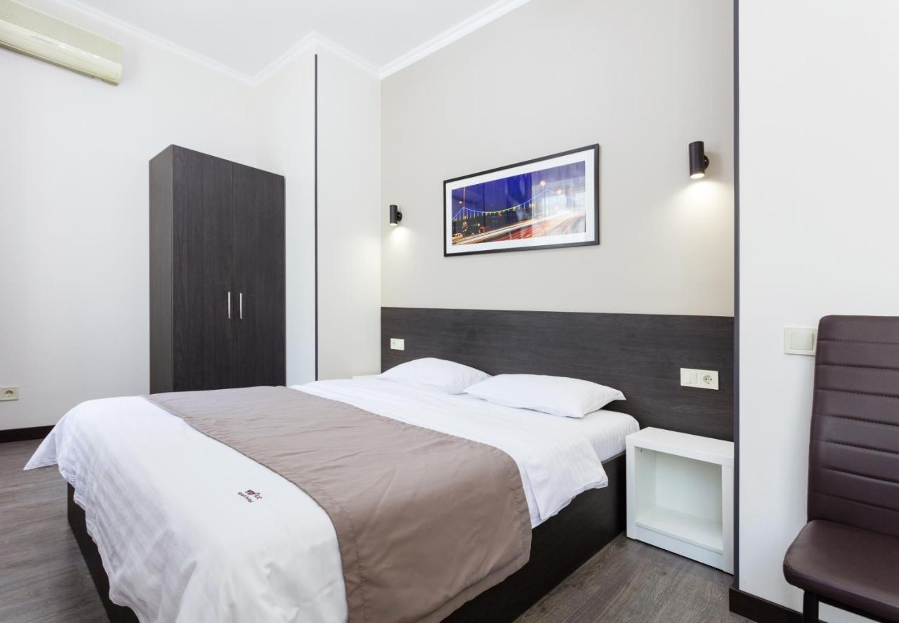 קייב Khreshchatyk - Independence Square Apartments מראה חיצוני תמונה